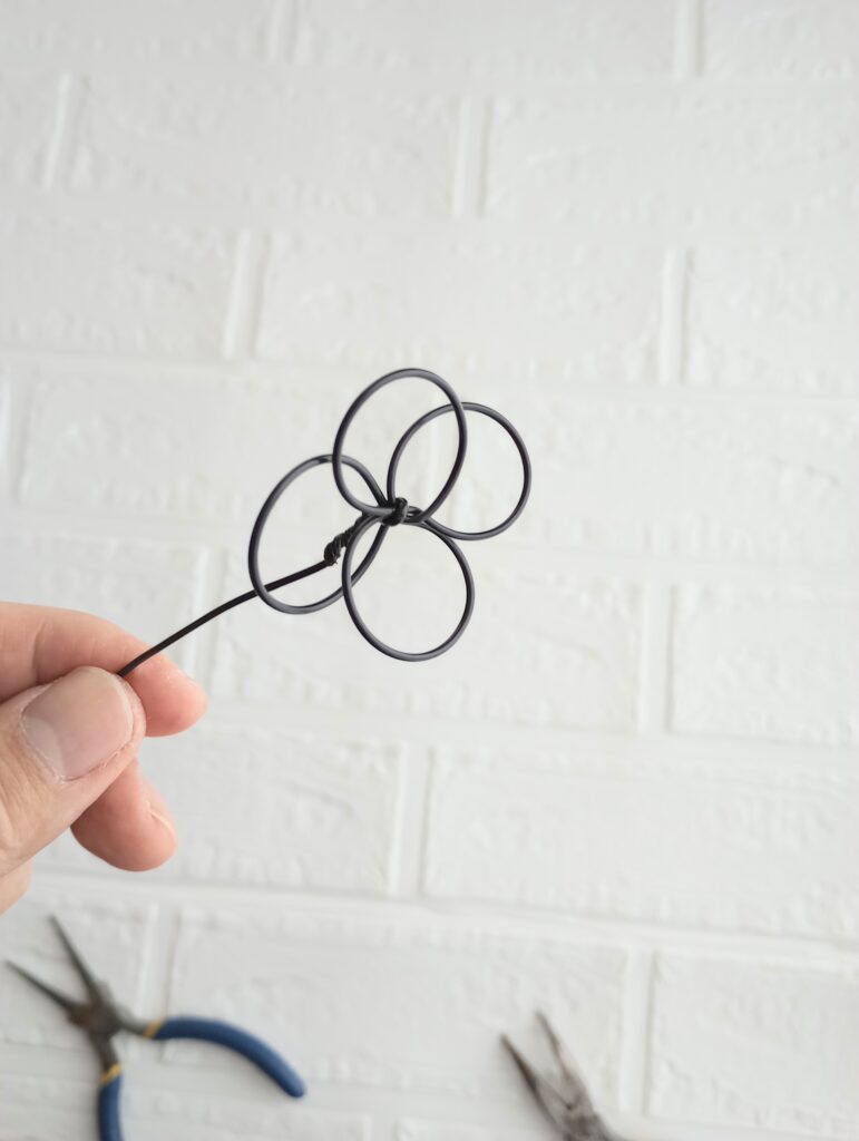 お花の蕾の作り方